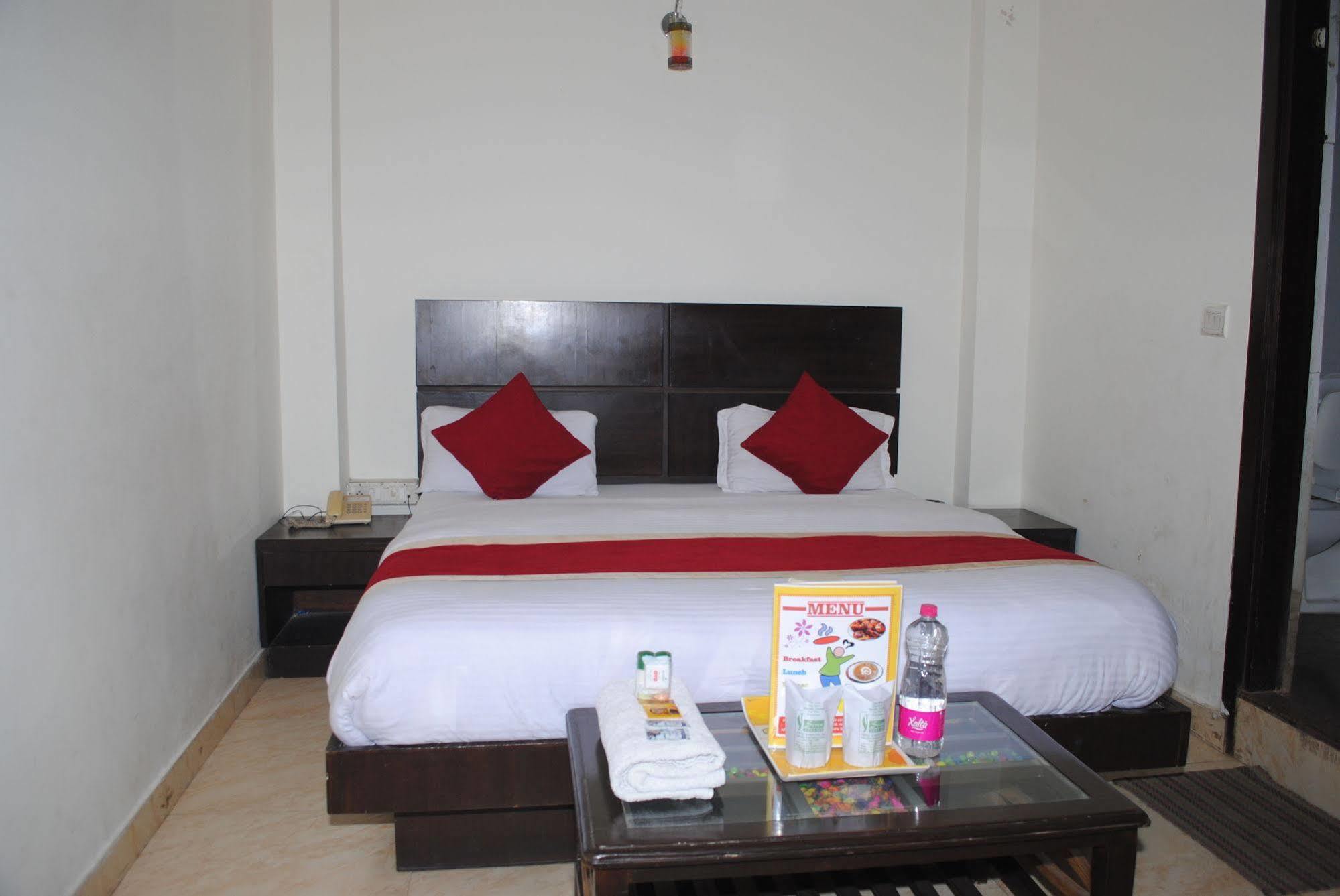 Hotel Seven Seas Inn 新德里 外观 照片