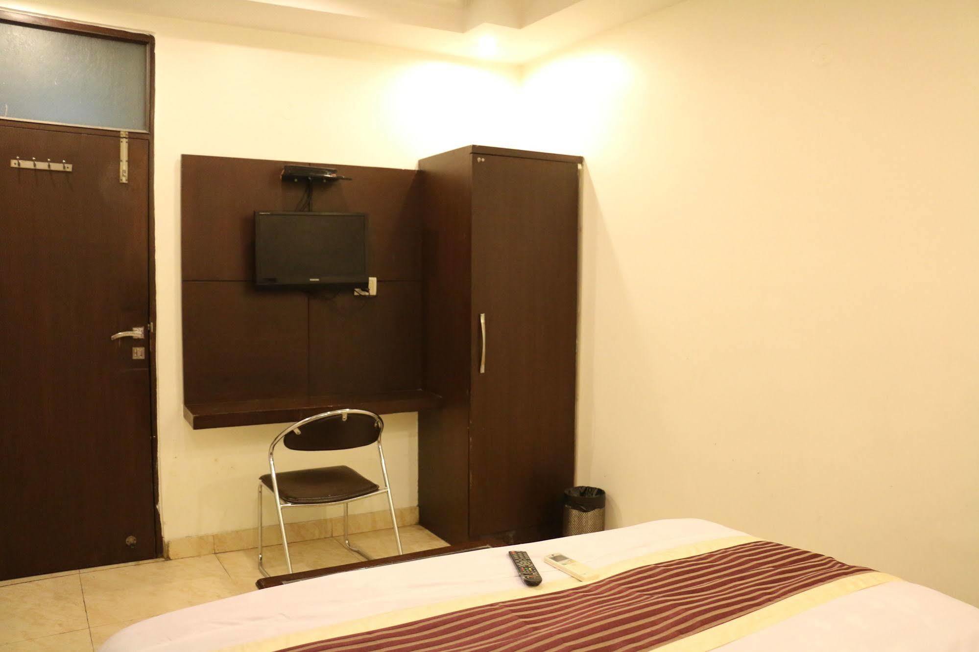 Hotel Seven Seas Inn 新德里 外观 照片